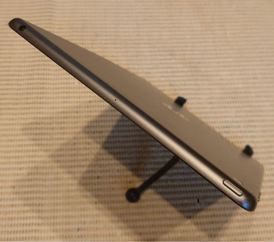 完動品iPad第7世代(A2197)本体32GBグレイ送料込MMF3M