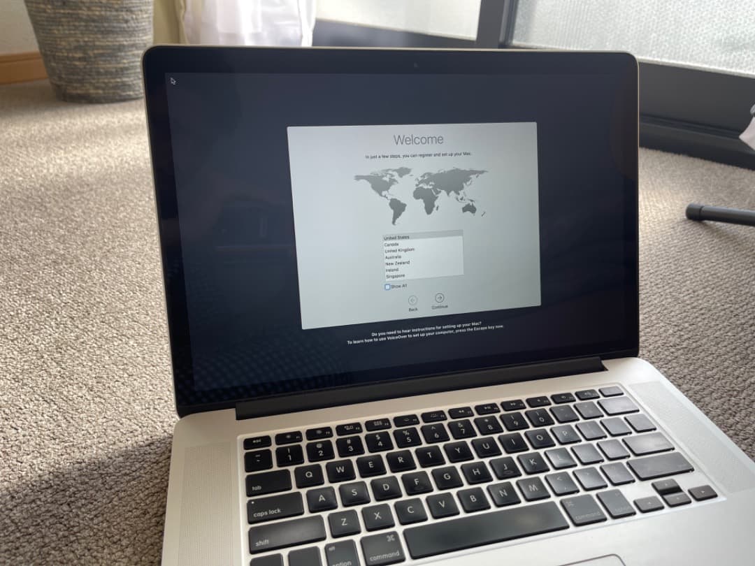 2015 15” MacBook Pro 2.5GHz US Layout