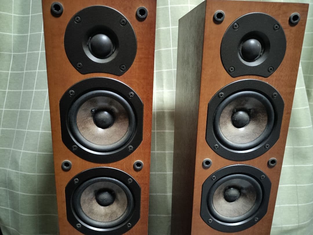 オンキョー　スピーカー D−105F