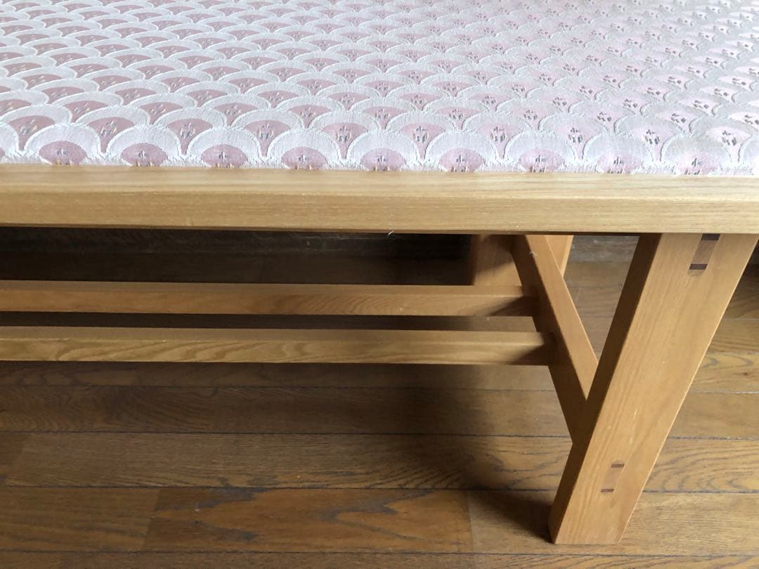 天然木　布貼り　ソファベンチ　3人掛け　組み木　家具　青海波　ピンク送料込み