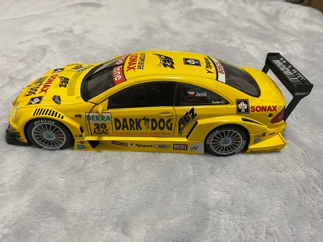 ミニカー Maisto Mercedes-Benz CLK-DTM 2004 1/18