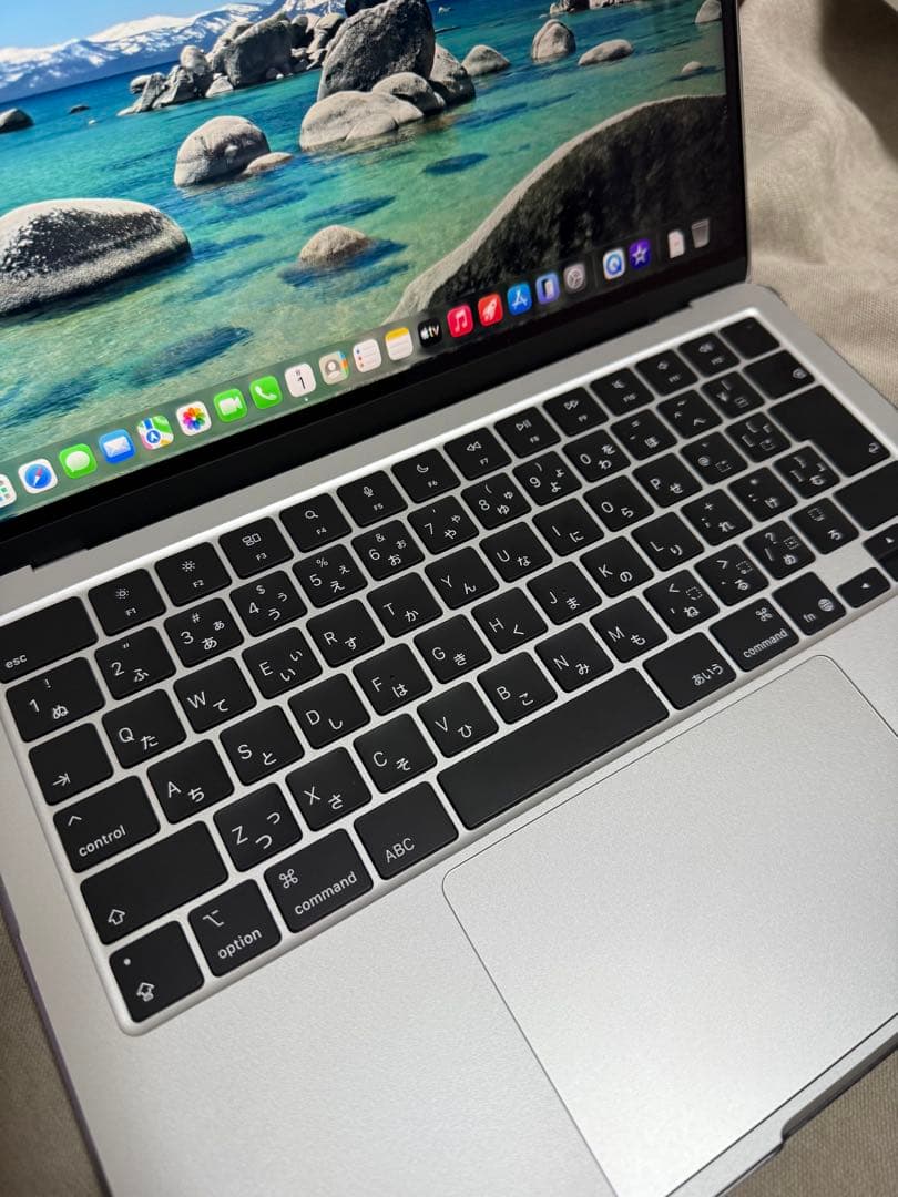 MacBook本体 MacBook Air 16G M4