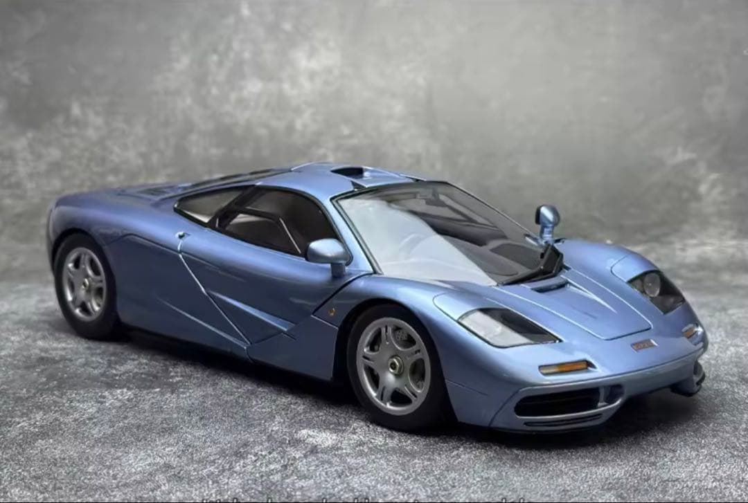 McLaren F1 1/18 ダイキャストミニカー