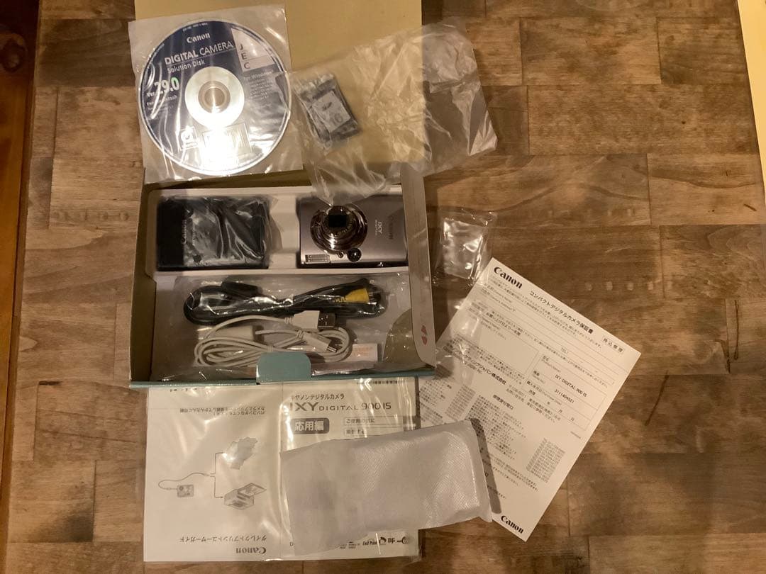 新品未使用！Canon IXY Digital 900 IS