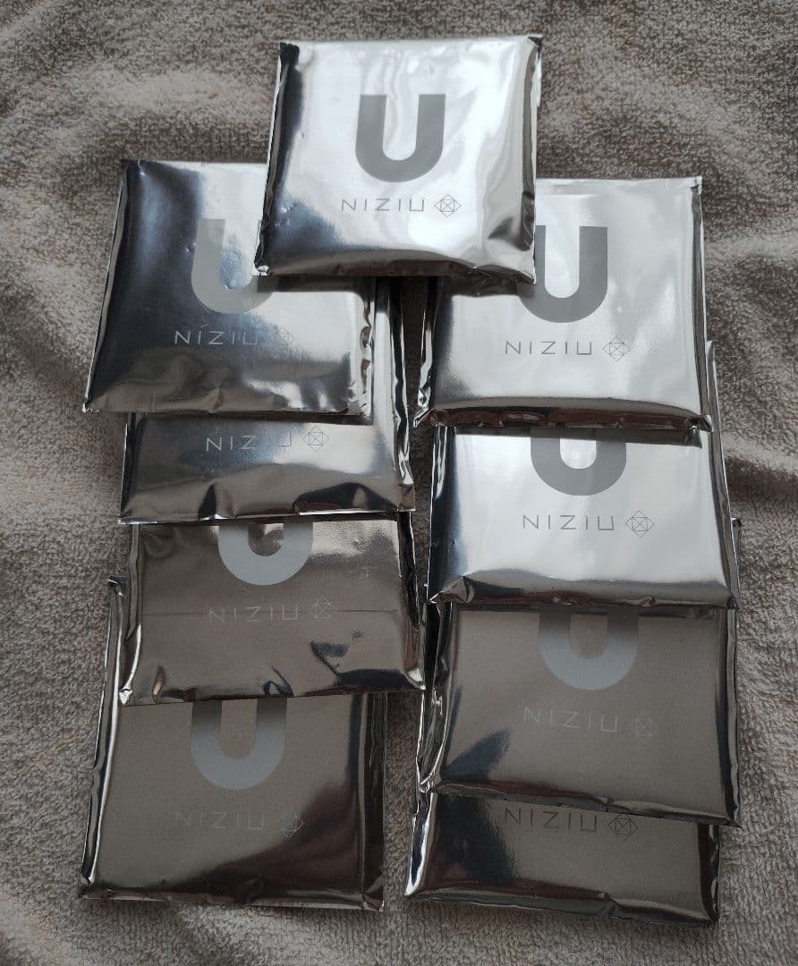 NIZOO ピンバッジ コンプリート　 9個セット NiziU