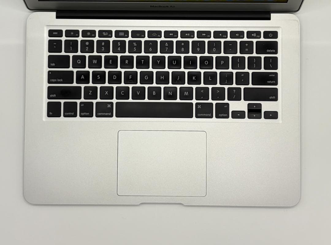 Core i7、MacBook Air 2013、13インチ、8GB、256GB