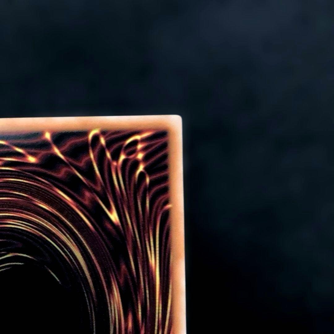 ⚠️やや5つ目⚠️匿名配送　遊戯王　黒魔導のカーテン　オーバーフレーム　ウルトラレア