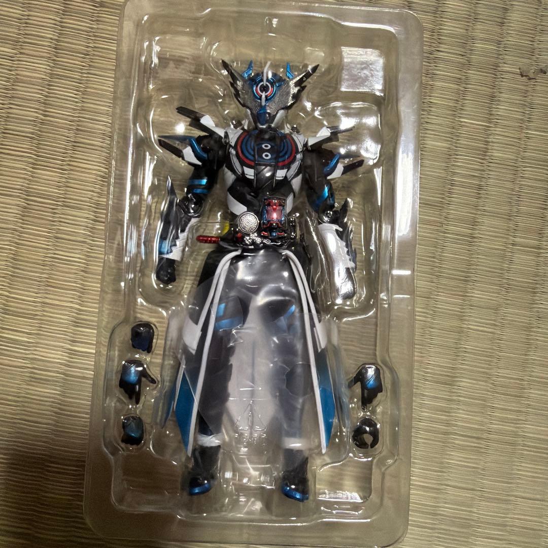 S.H.Figuarts 仮面ライダー クローズエボル