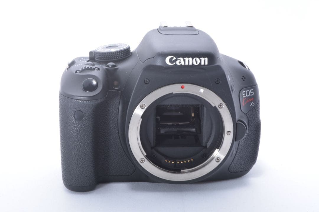 【シャッター数わずか1700回❣️】おすすめ極美品✨Canon Kiss X5