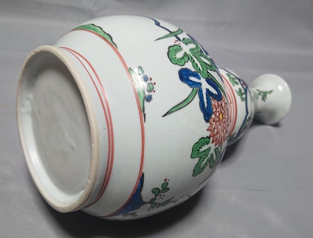 コレクター収集品　明　万歴年間　（1573～1619年）五彩色絵花鳥文瓶