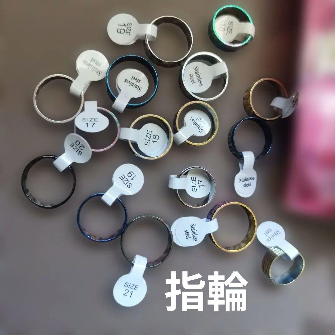 Qposketフィギュアとポケモンボックスセット