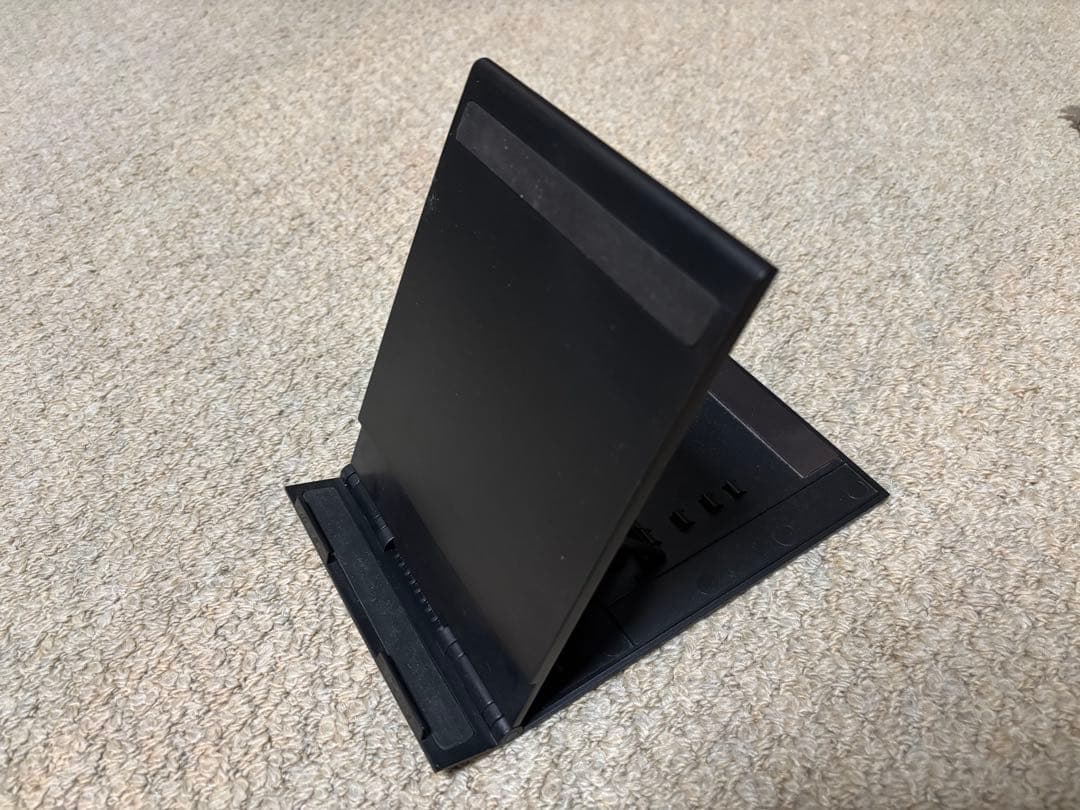 13.3インチ モバイルモニター オマケ色々