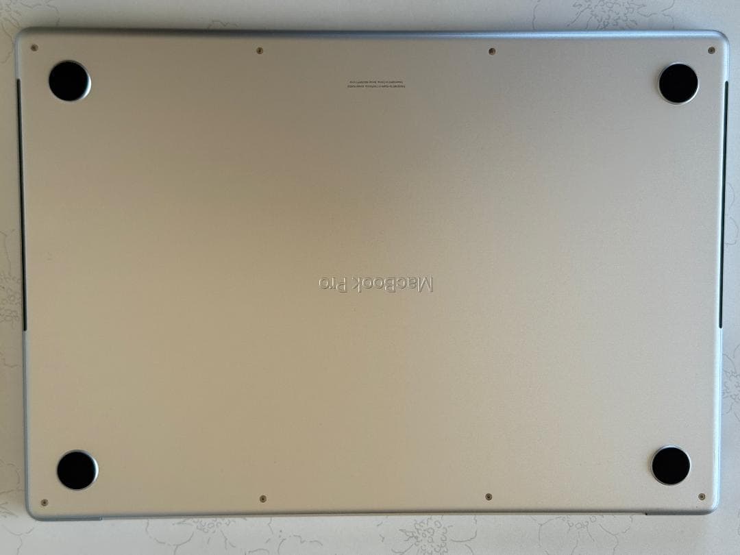 MacBook Pro M4 16インチ メモリ48GB SSD 512GB