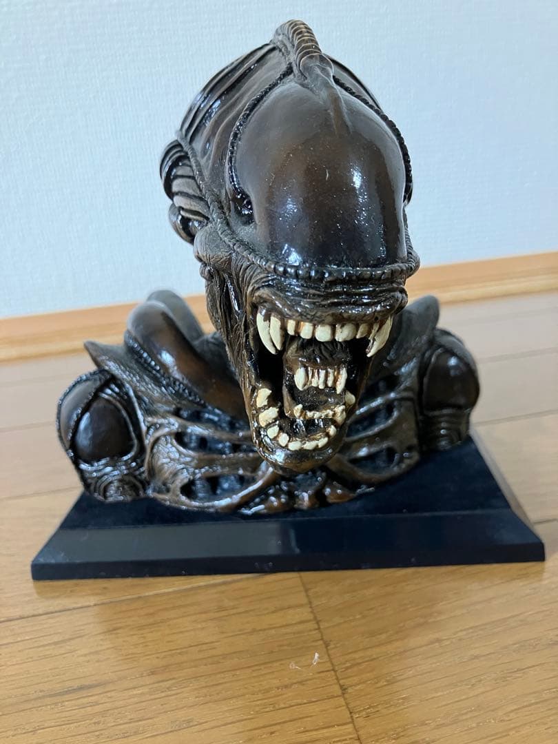 エイリアン ウォーリアー フィギュア