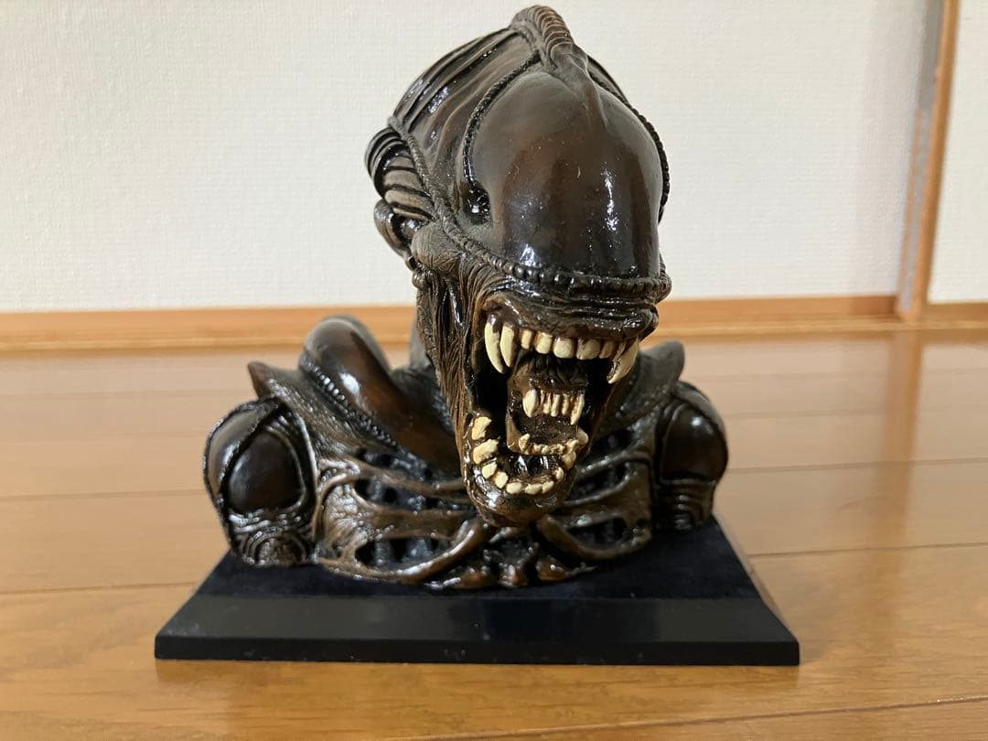 エイリアン ウォーリアー フィギュア