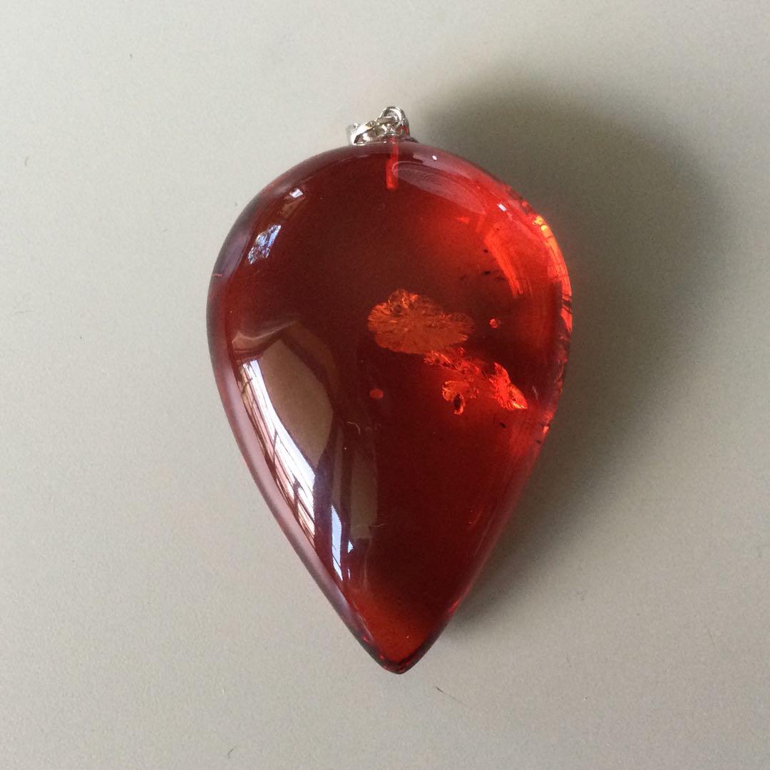 赤琥珀ペンダントトップ(16g)