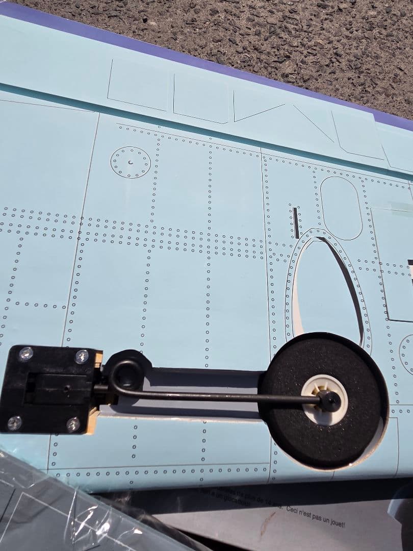 Kyosho Messerschmitt Bf109E 50 GP　EP 戦闘機