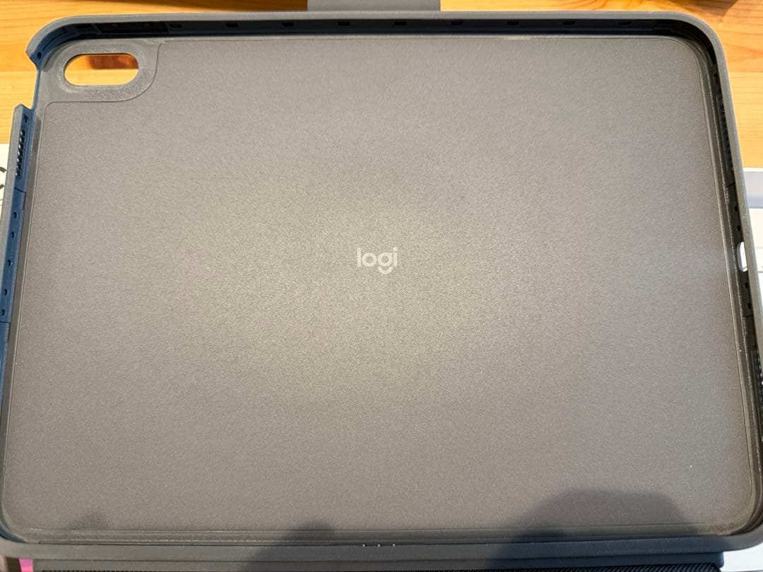 logicool COMBO TOUCH iPadケース第10世代