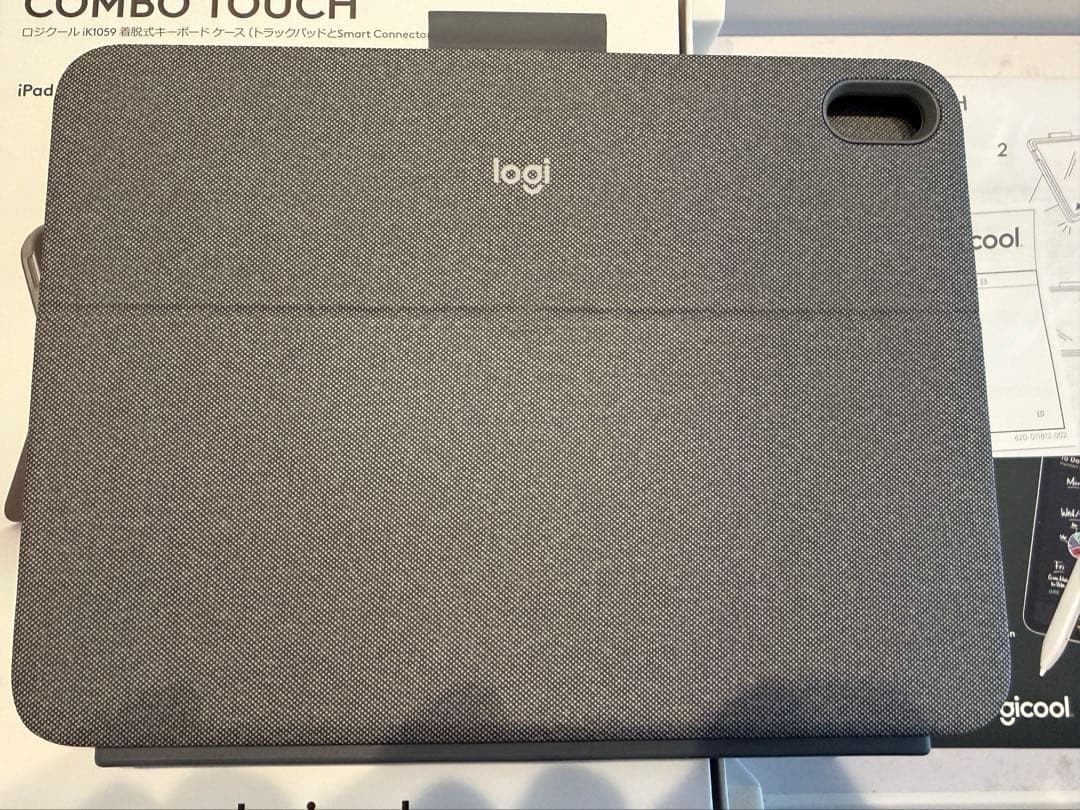 logicool COMBO TOUCH iPadケース第10世代