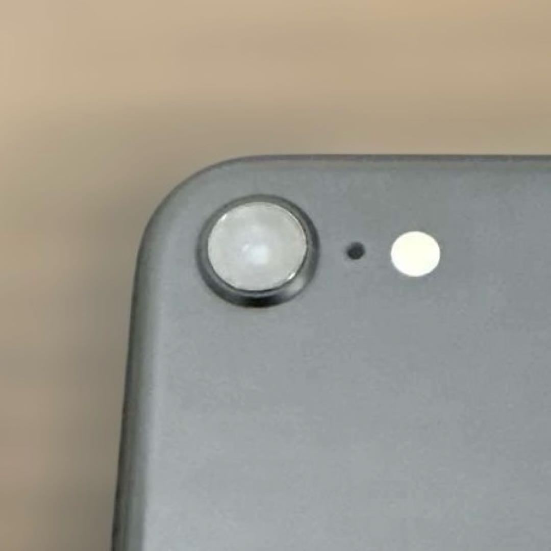 アップル iPhoneSE 第2世代 64GB ブラック SIMフリー