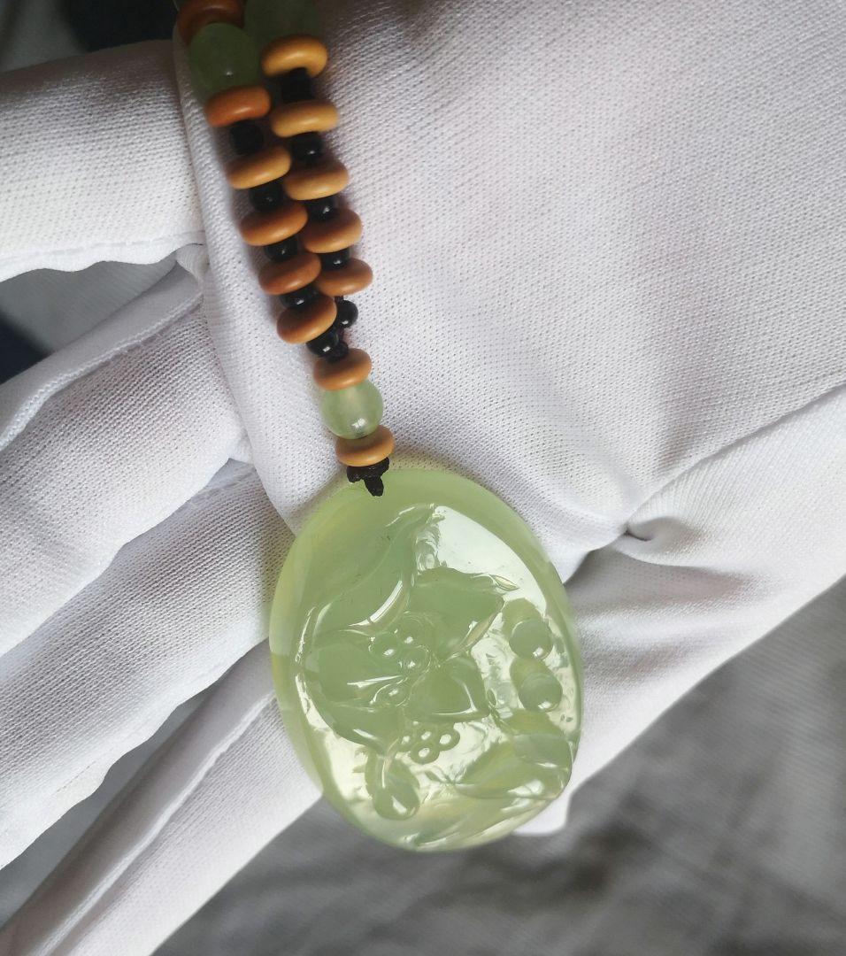 翡翠軟玉ネフライト 中国四大名玉岫玉ネックレス ペンダント岫玉180[超高級品]