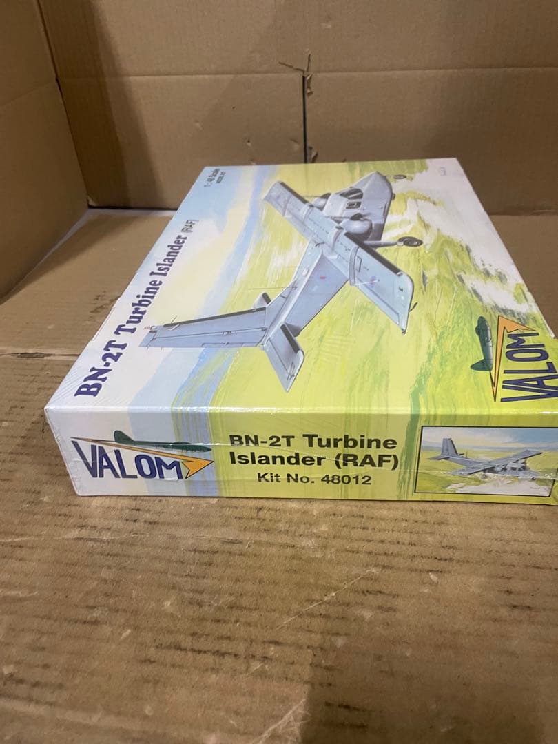 1/48　CV48012　英・ブリテンノーマンBN-2Tタービン・アイランダー