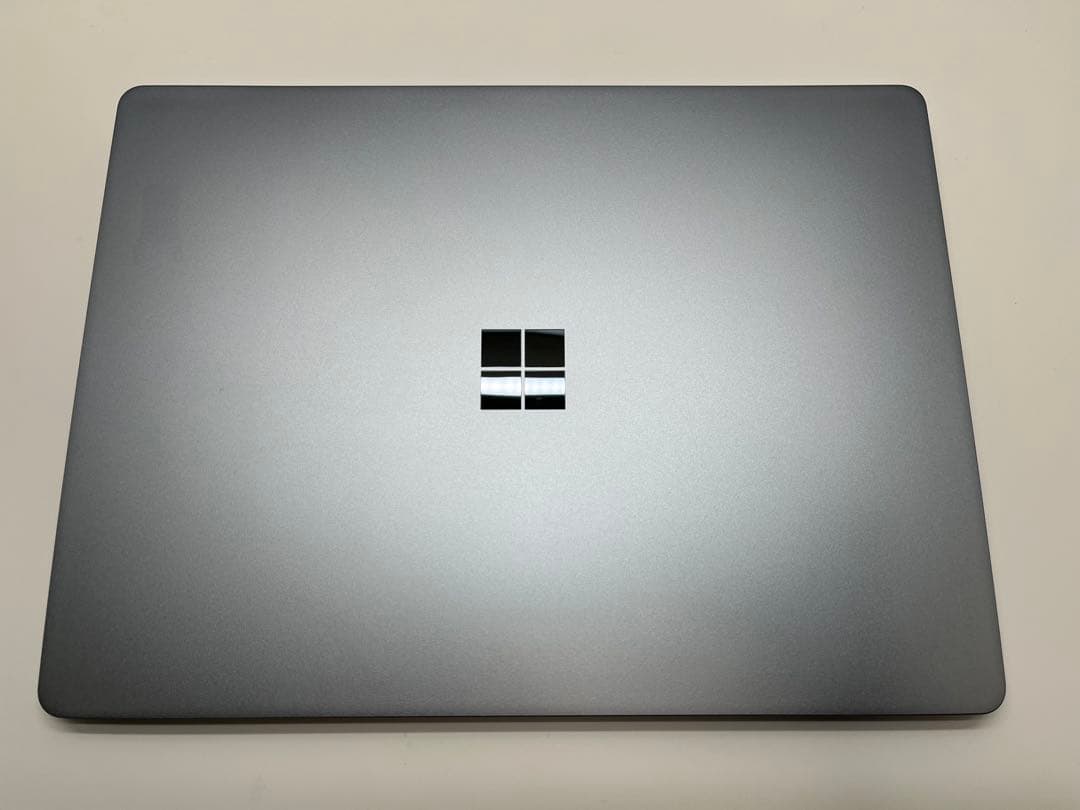 美品 Surface Laptop Go3 i5 8G 256G Office