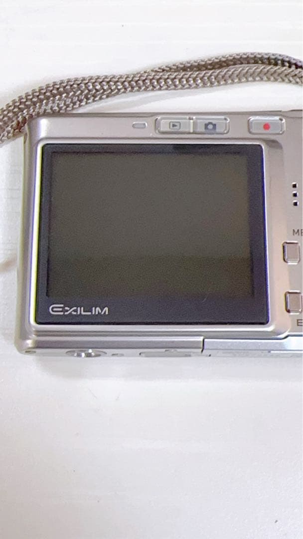 稼働　CASIO EXILIM EX-S600 シルバー