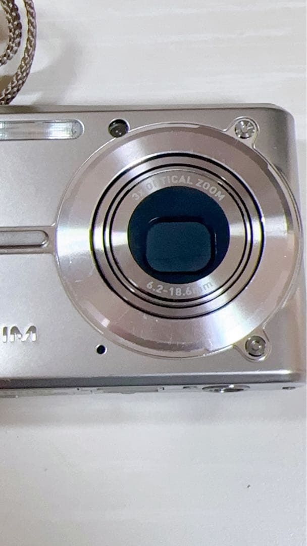 稼働　CASIO EXILIM EX-S600 シルバー