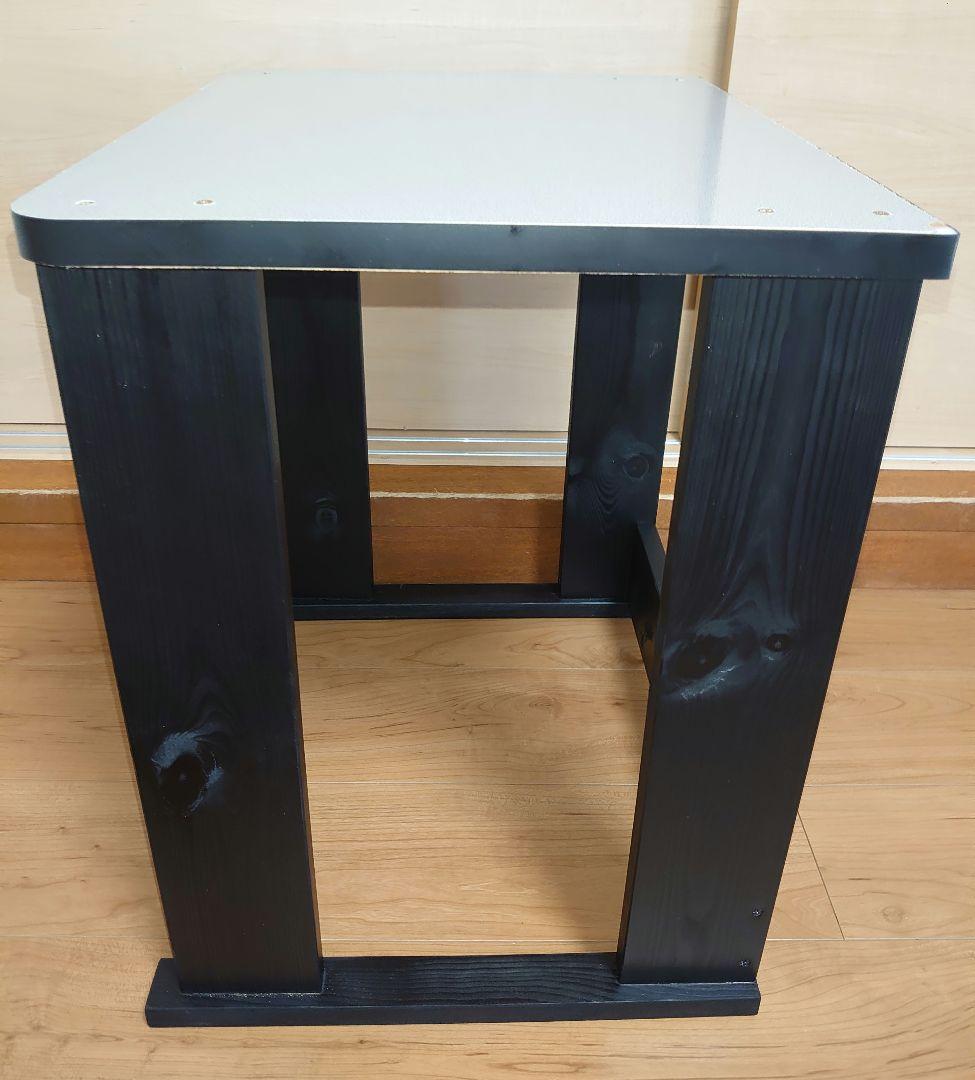 【累積221台目】パチスロを置く台・1台用シンプルスタンド★コンパクト型・黒色