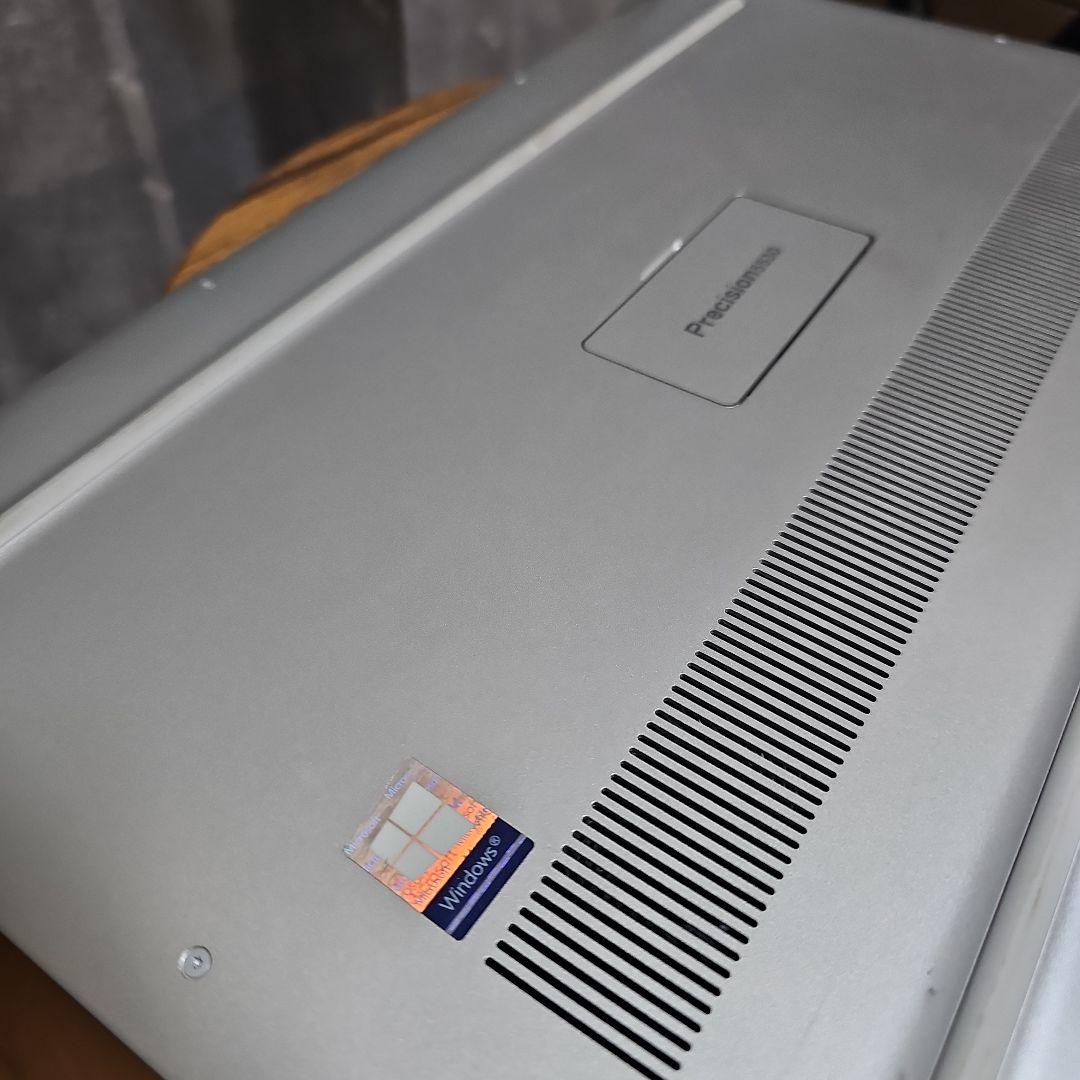 Windowsノート本体 Dell Precision 5530 15.6 XEON 32GB GPU