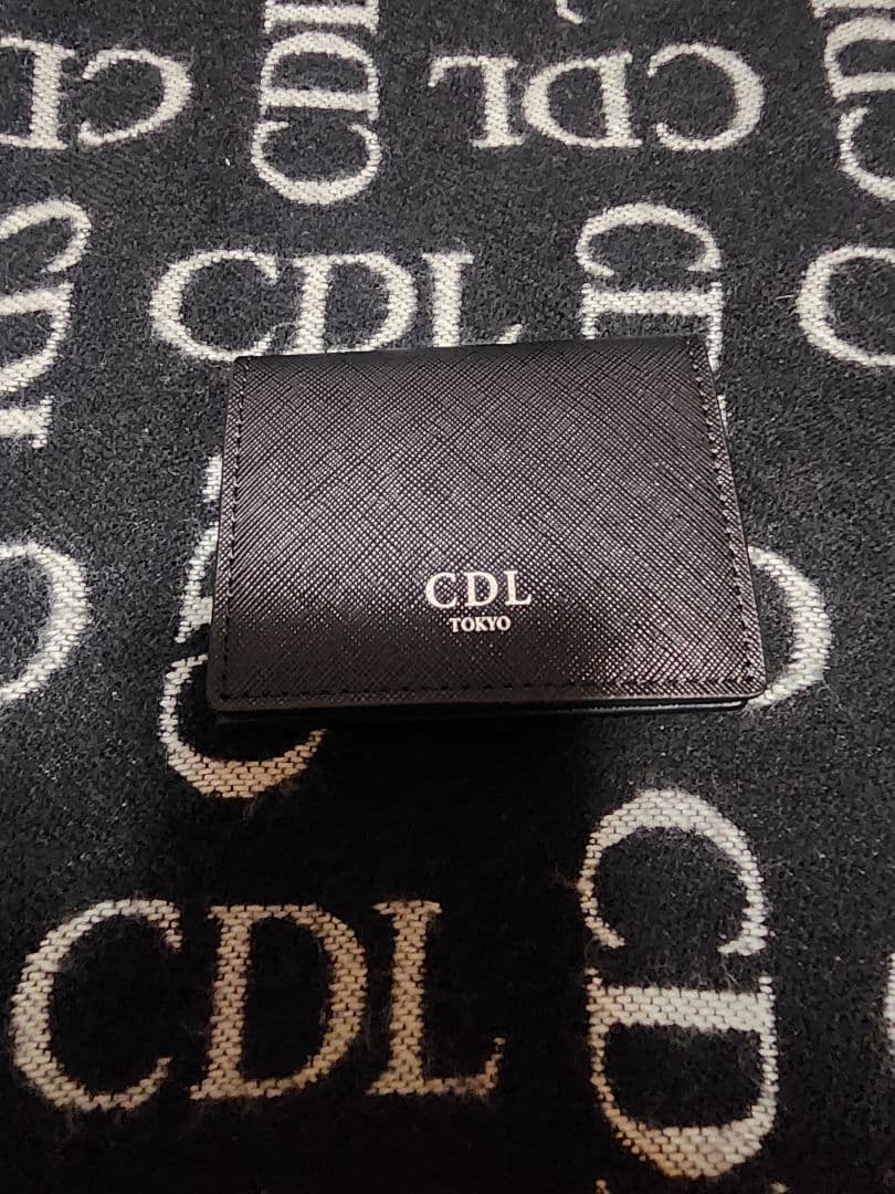 CDL TOKYO カードケース　ØMI