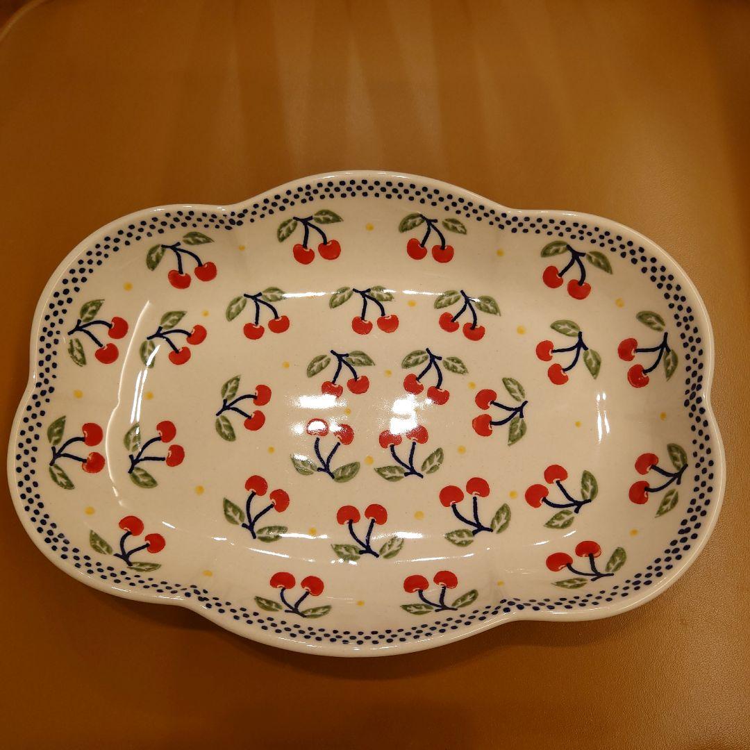 ポーリッシュポタリー マヌファクトゥラ クラウド 皿 ♡さくらんぼ ALC84