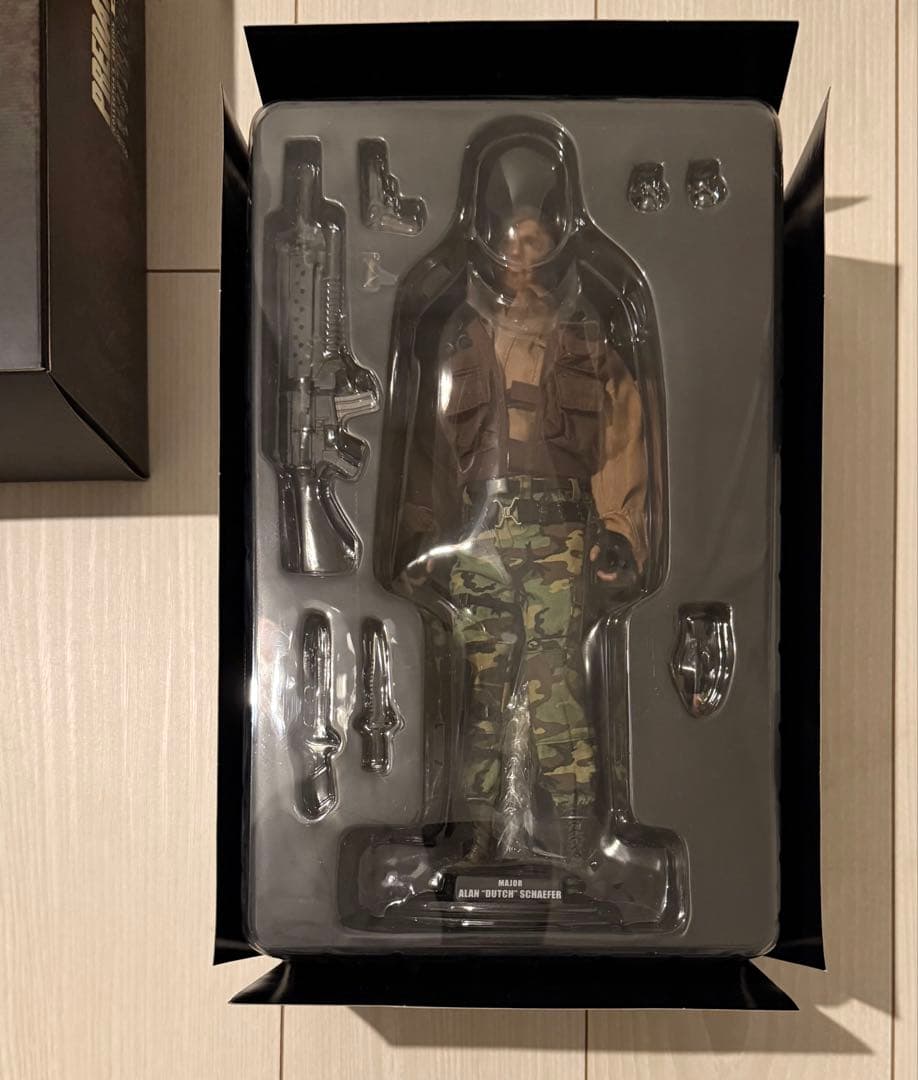 美品 ホットトイズ 1/6 ムービー・マスターピース　ダッチ 「プレデター」