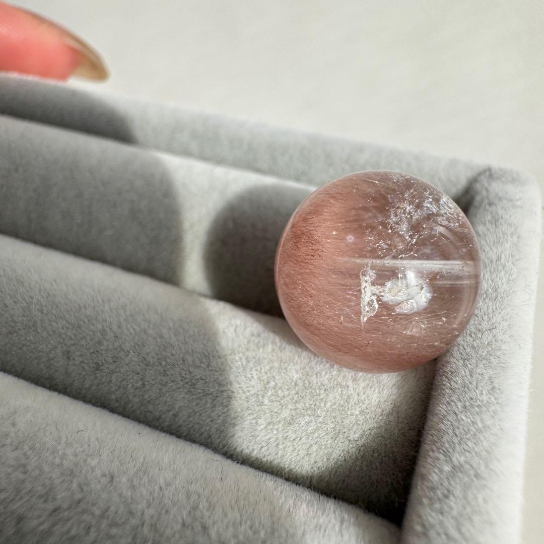 セール　一点もの　天然石　粒　ピンク　サゲニティッククォーツ　ラビットヘア