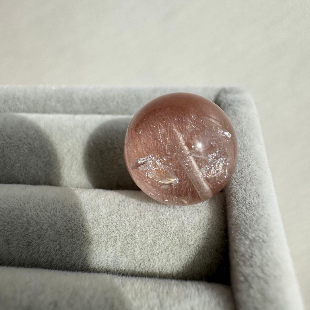 セール　一点もの　天然石　粒　ピンク　サゲニティッククォーツ　ラビットヘア