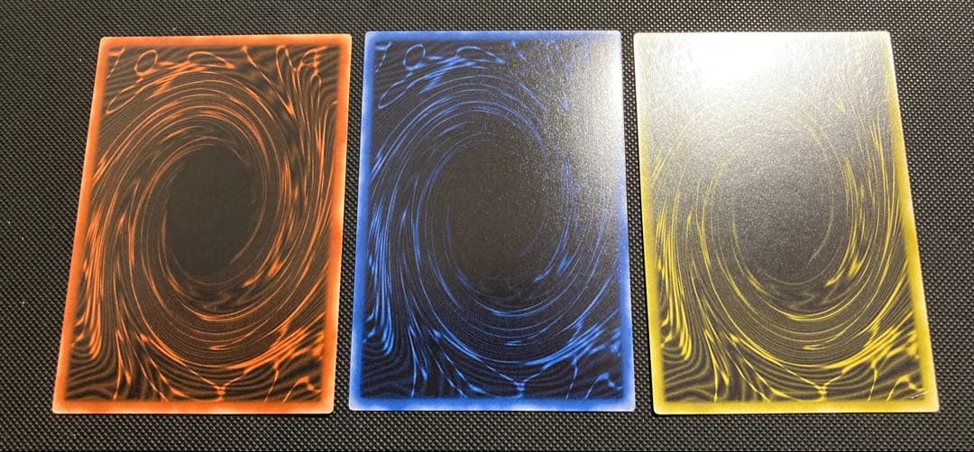 ⭐︎限定１点のみ⭐︎遊戯王 オシリス オベリスク ラー 三幻神 決闘王の記憶