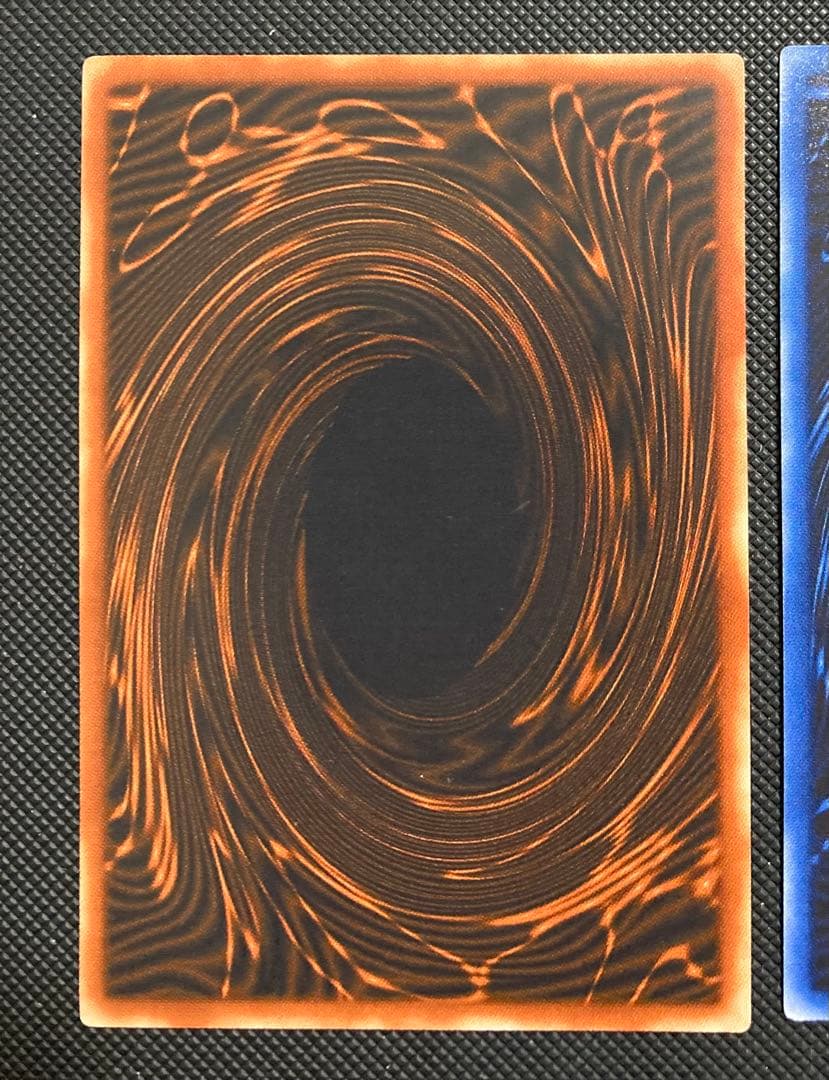 ⭐︎限定１点のみ⭐︎遊戯王 オシリス オベリスク ラー 三幻神 決闘王の記憶