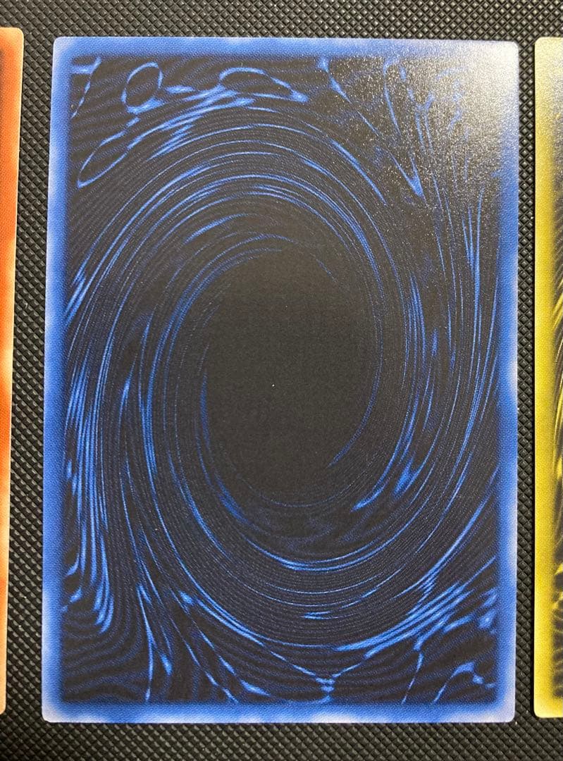 ⭐︎限定１点のみ⭐︎遊戯王 オシリス オベリスク ラー 三幻神 決闘王の記憶