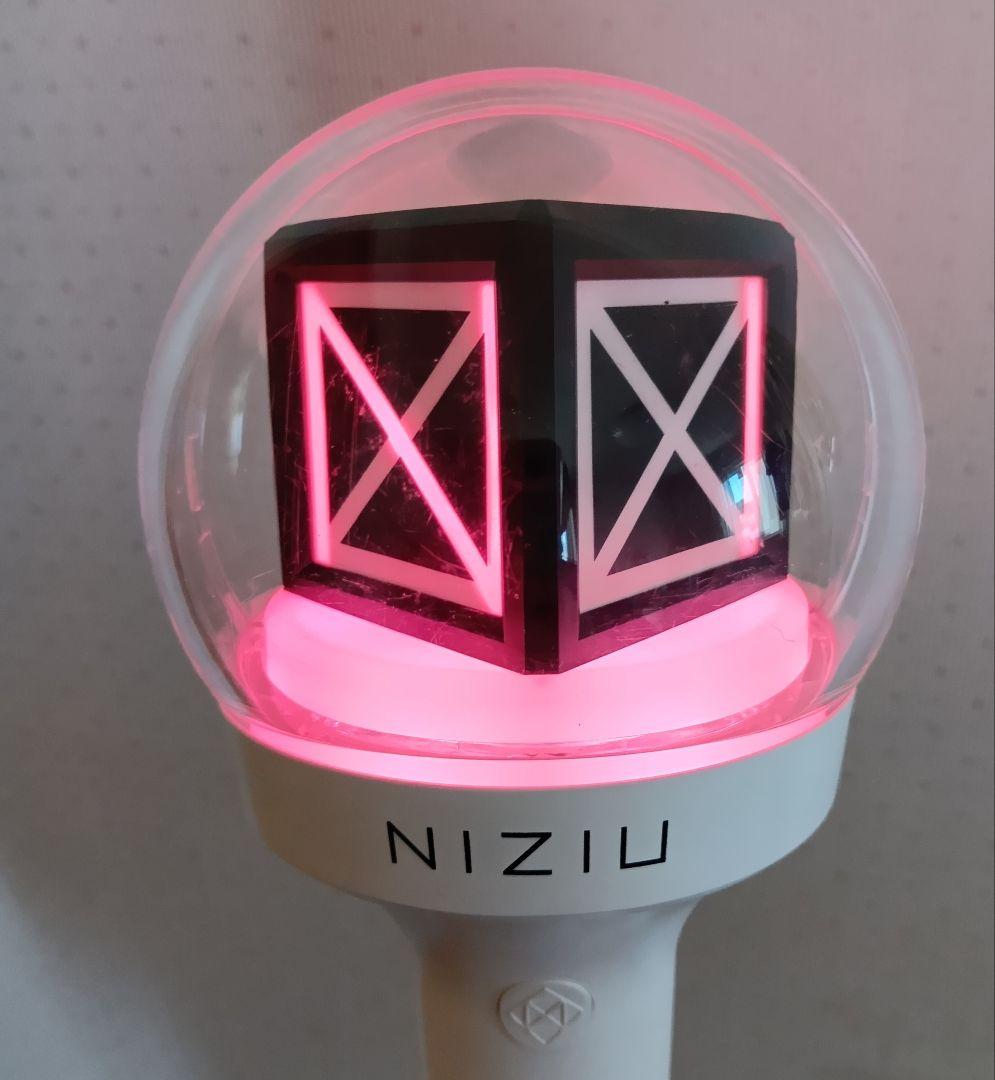 NIZIU ペンライト 透明ドーム型