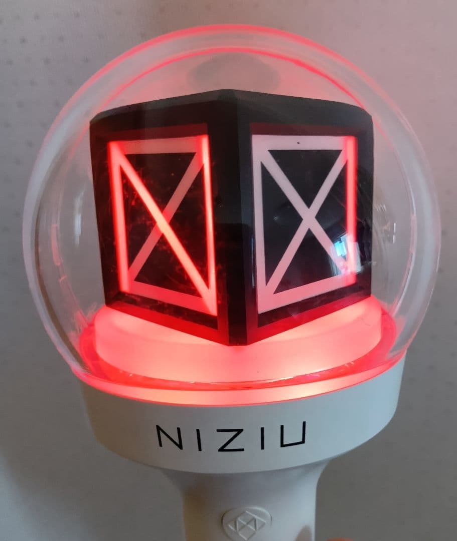 NIZIU ペンライト 透明ドーム型