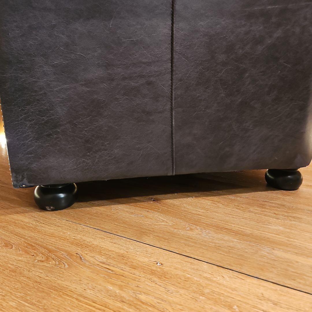 チェスターフィールド　本革ソファ　レザーソファ　A