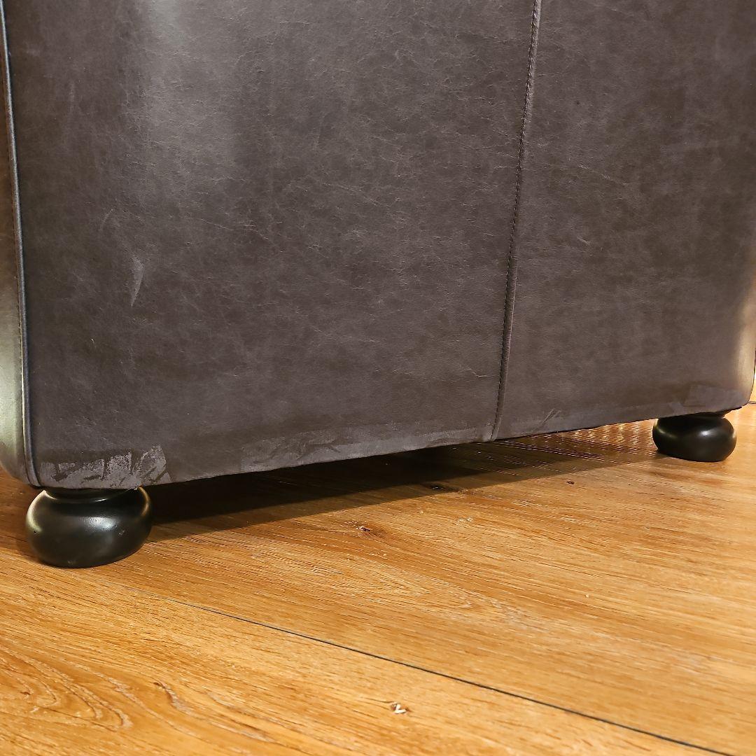 チェスターフィールド　本革ソファ　レザーソファ　A