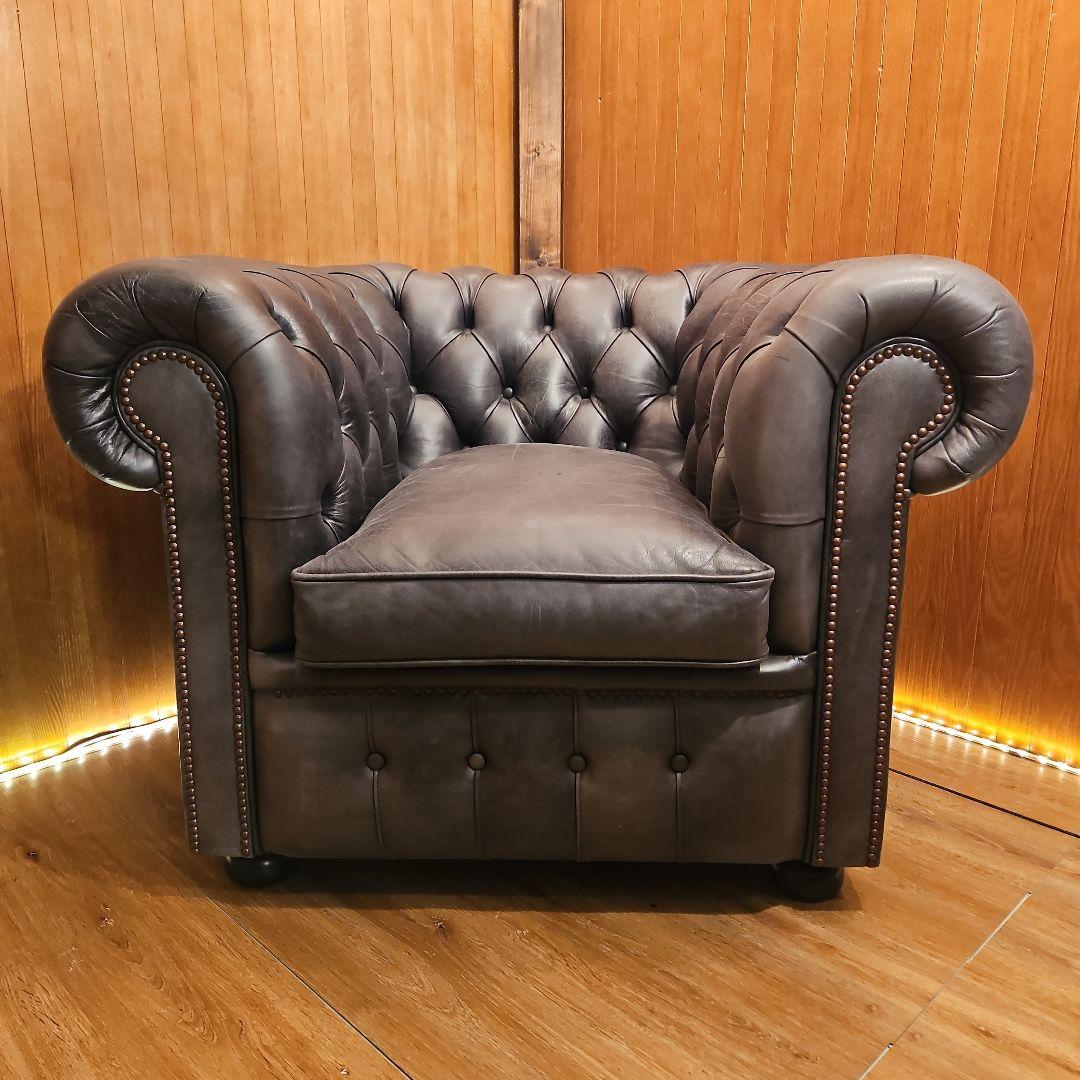 チェスターフィールド　本革ソファ　レザーソファ　A