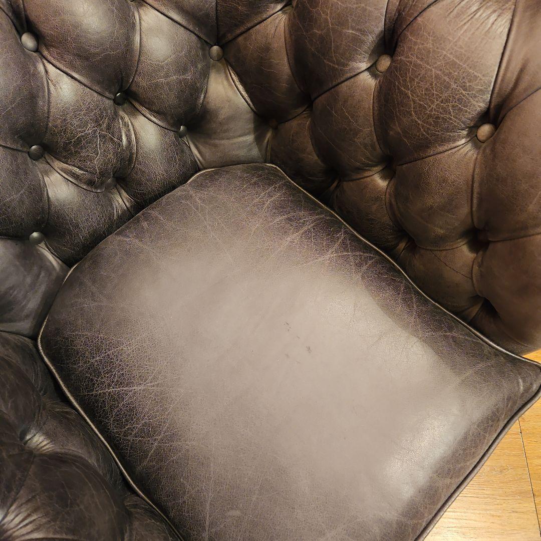 チェスターフィールド　本革ソファ　レザーソファ　A