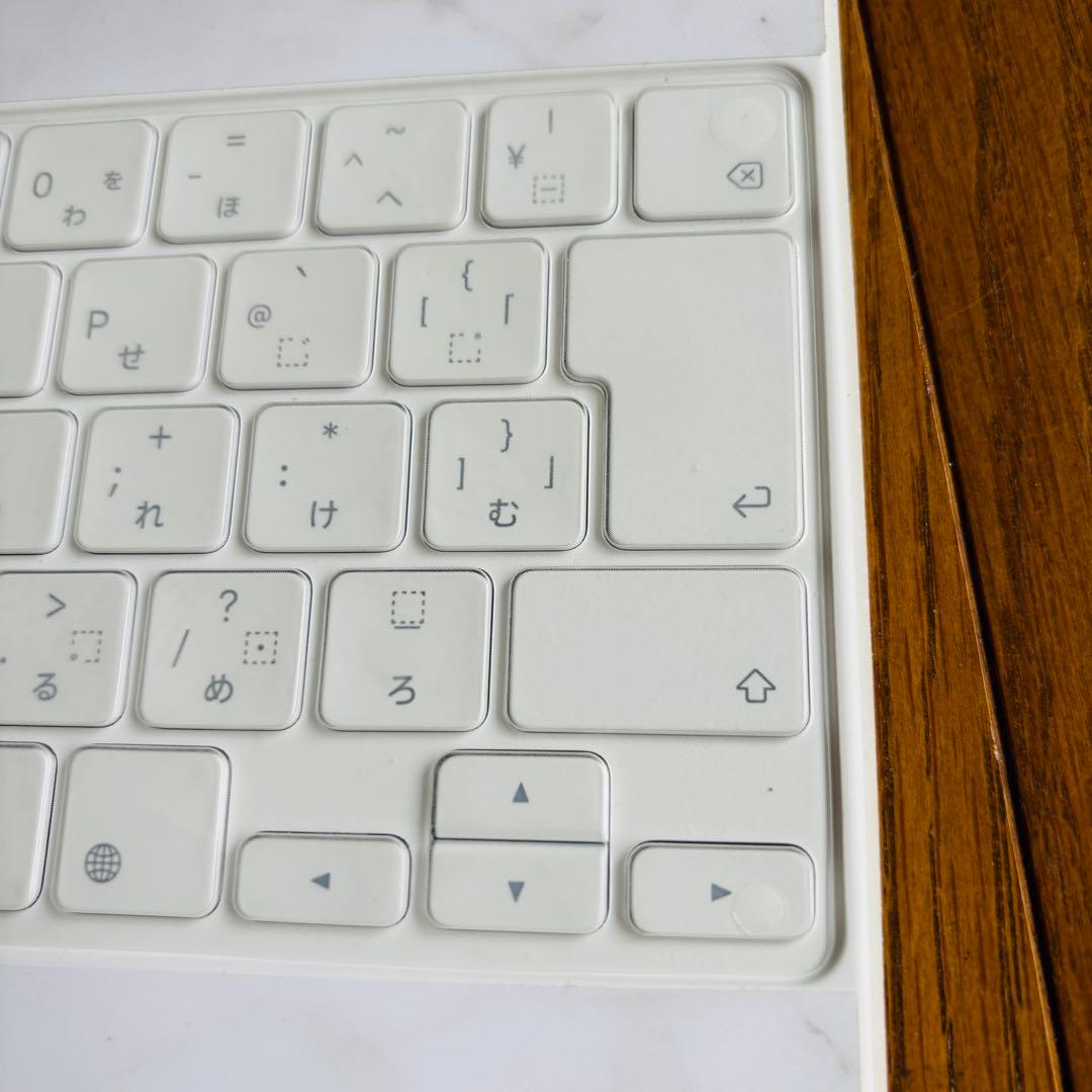T*a様 【箱あり新品同様】Magic keyboard 12.9iPad用 M