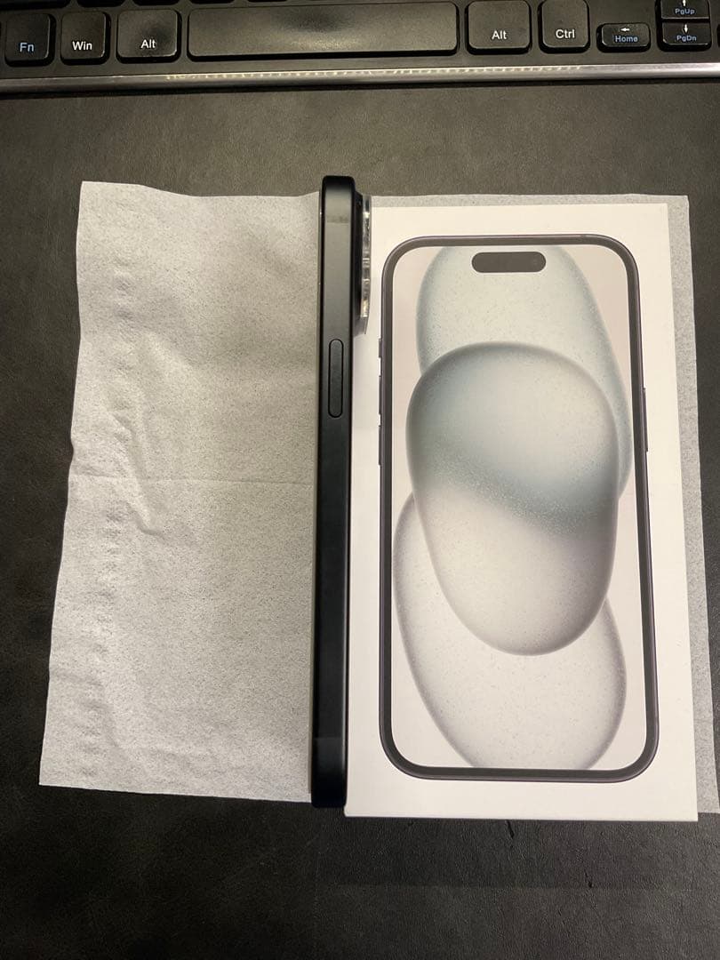 Apple iPhone 15 ブラック 128GB SIMフリー