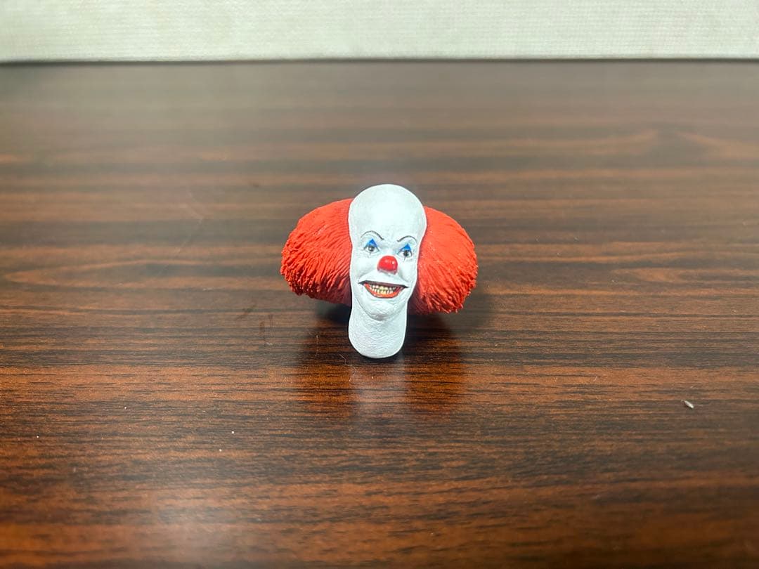 NECA⭐︎IT ペニーワイズ　フィギュア　入手困難