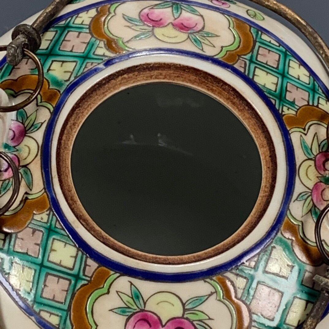 清代の同治  五彩粉彩博古図査義興鼎  花提梁やかん  急須    現代工芸品