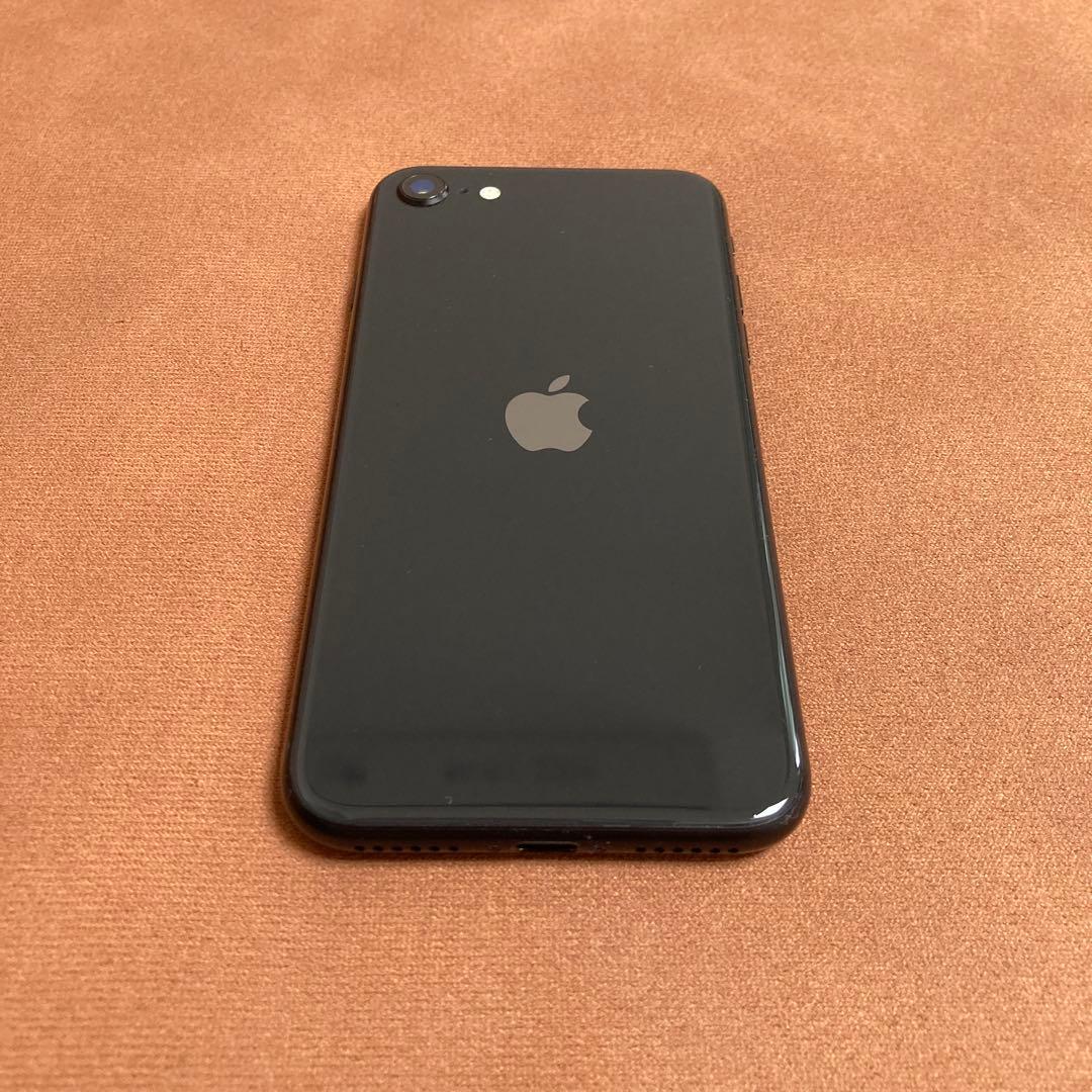 575【早い者勝ち】iPhoneSE2 第2世代 64GB SIMフリー☆